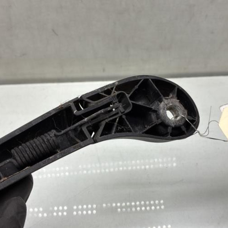 Bras essuie glace arriere RENAULT CLIO 3 Photo n°4