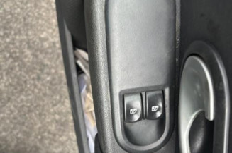 Bras essuie glace arriere RENAULT CLIO 3