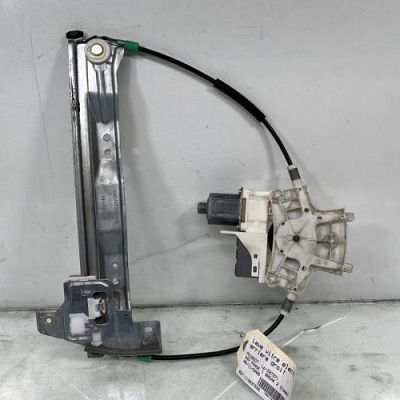 Leve vitre electrique arriere droit PEUGEOT 407 Photo n°4