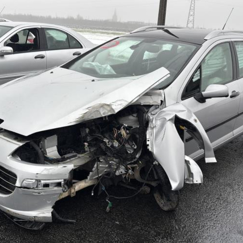 Leve vitre electrique arriere droit PEUGEOT 407 Photo n°6