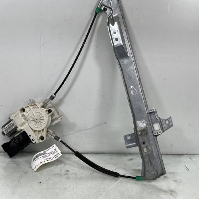 Leve vitre electrique avant droit PEUGEOT 407 Photo n°1