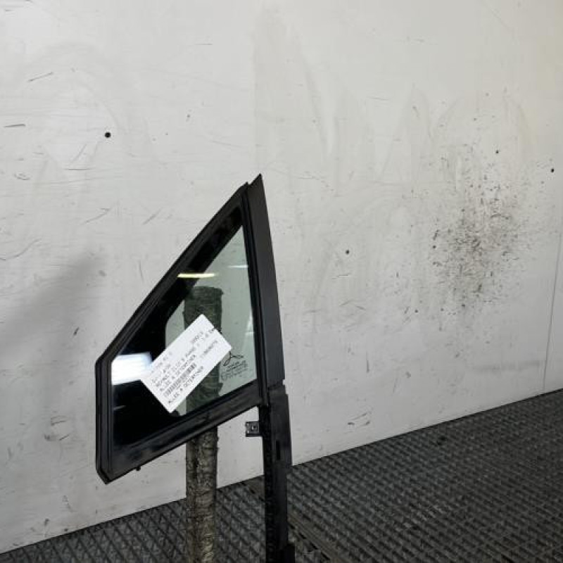 Custode avant gauche (porte) RENAULT CLIO 5 Photo n°2