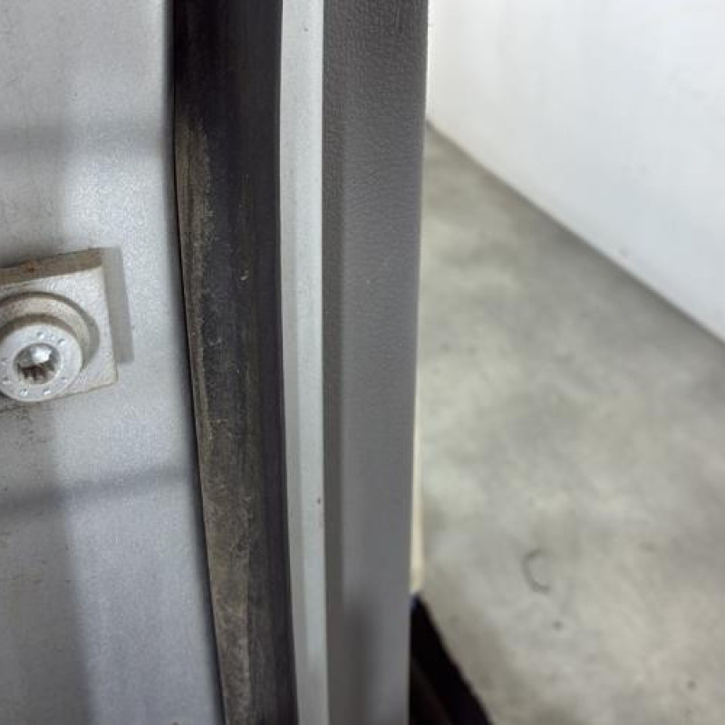 Porte arriere droit VOLKSWAGEN TOURAN 1 Photo n°4