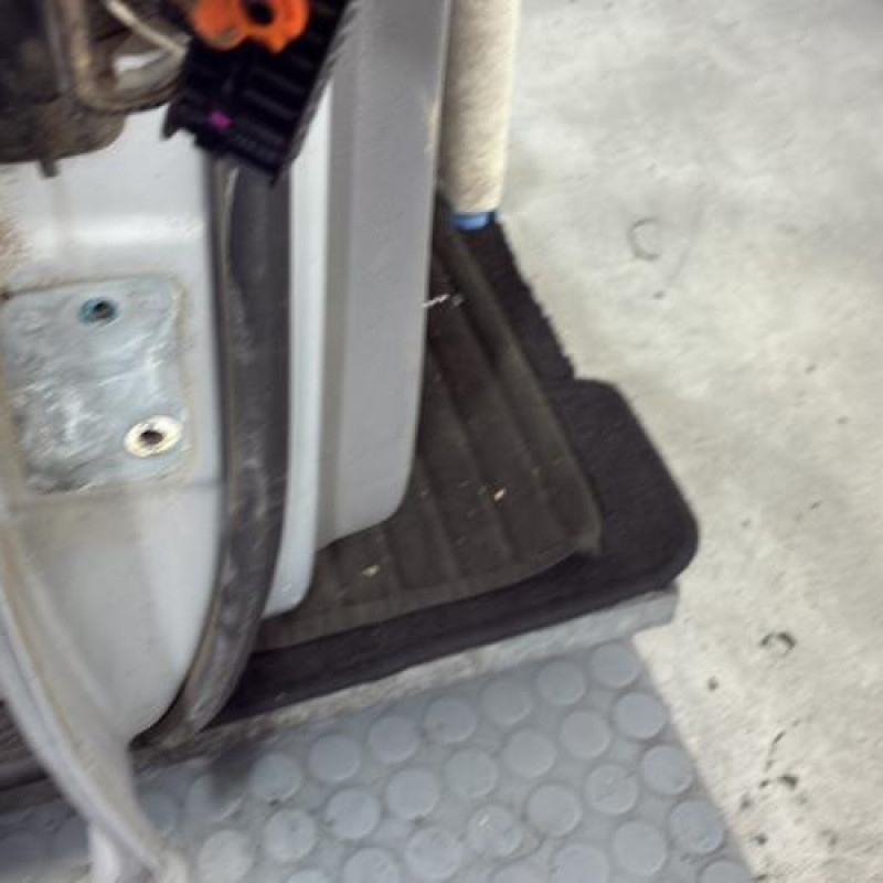 Porte arriere droit VOLKSWAGEN TOURAN 1 Photo n°5