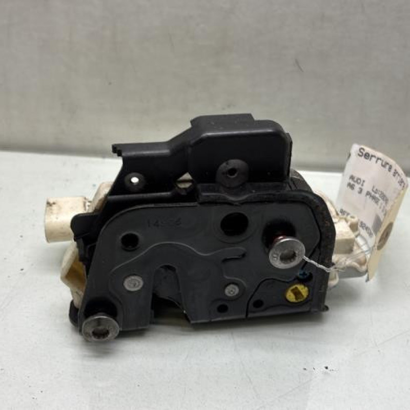 Serrure arriere gauche AUDI A6 3 Photo n°1