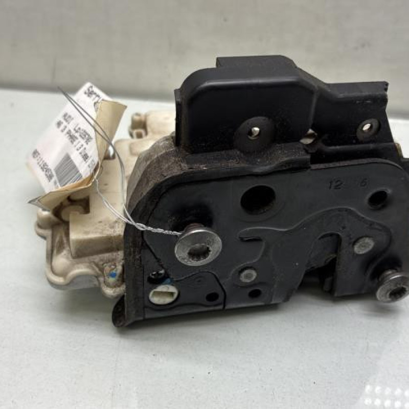 Serrure avant droit AUDI A6 3 Photo n°1