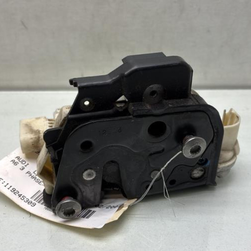 Serrure avant gauche AUDI A6 3 Photo n°1