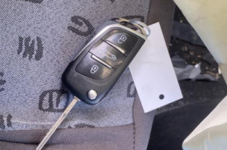 Feu arriere stop central PEUGEOT 207