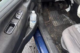 Feu arriere stop central PEUGEOT 207