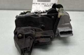 Serrure avant droit PEUGEOT 307