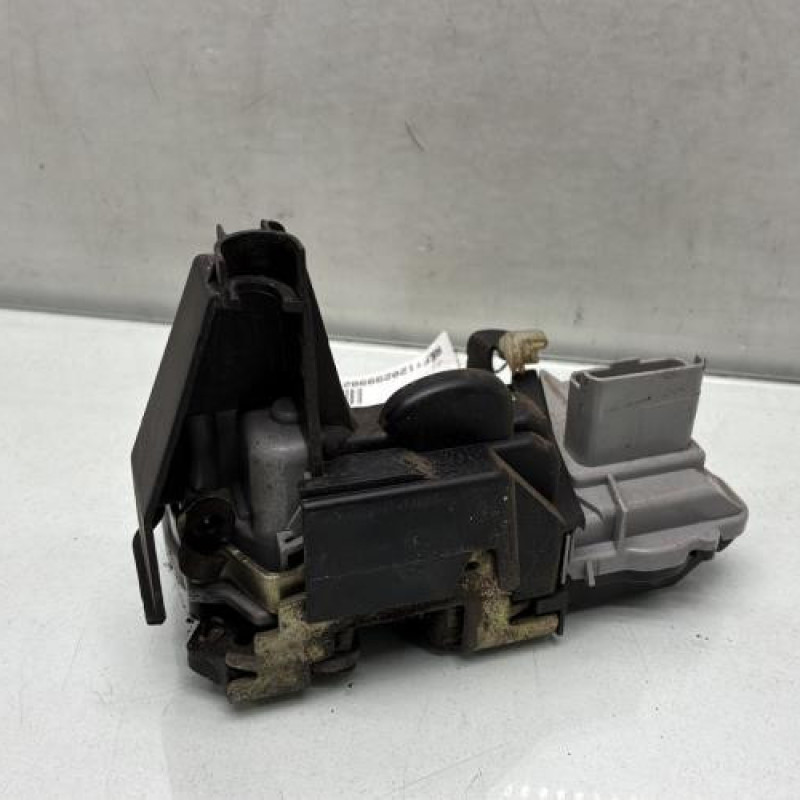 Serrure avant droit PEUGEOT 307 Photo n°3