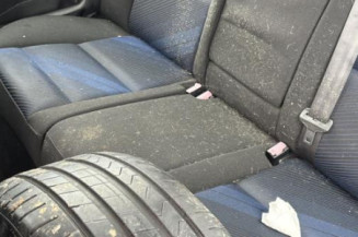 Serrure avant droit PEUGEOT 307