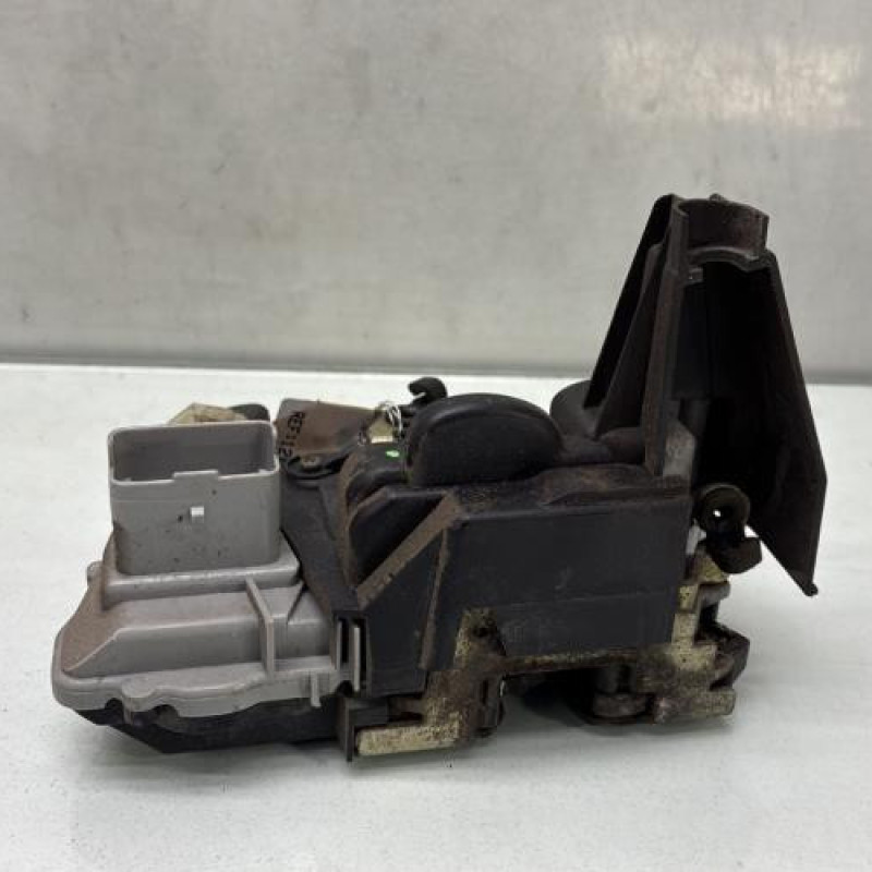 Serrure avant gauche PEUGEOT 307 Photo n°4