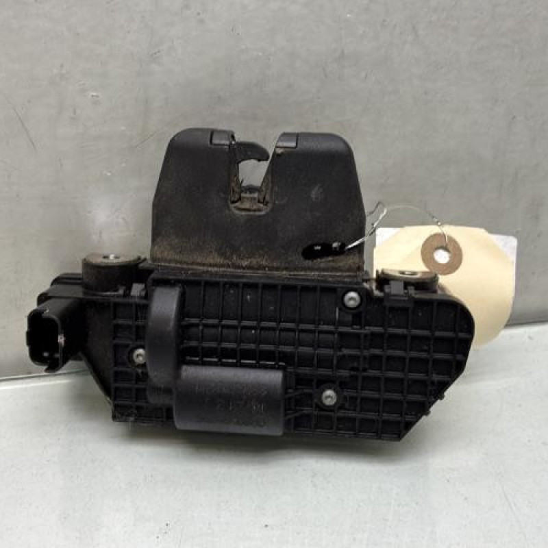 Serrure de coffre PEUGEOT 5008 1 Photo n°1