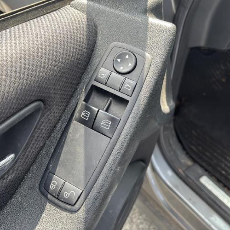 Retroviseur interieur MERCEDES CLASSE A 169 Photo n°14