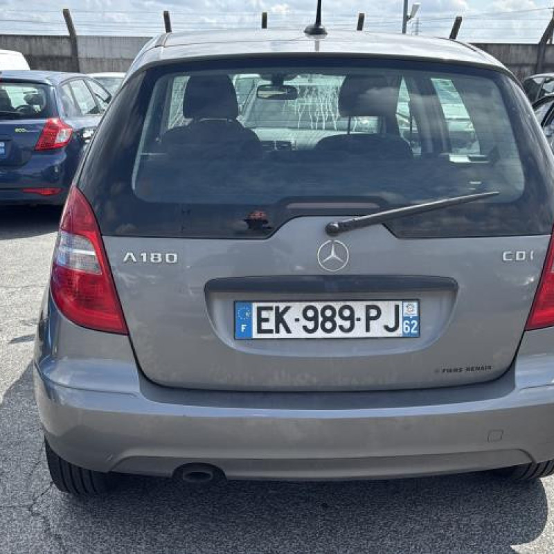 Serrure avant gauche MERCEDES CLASSE A 169 Photo n°9