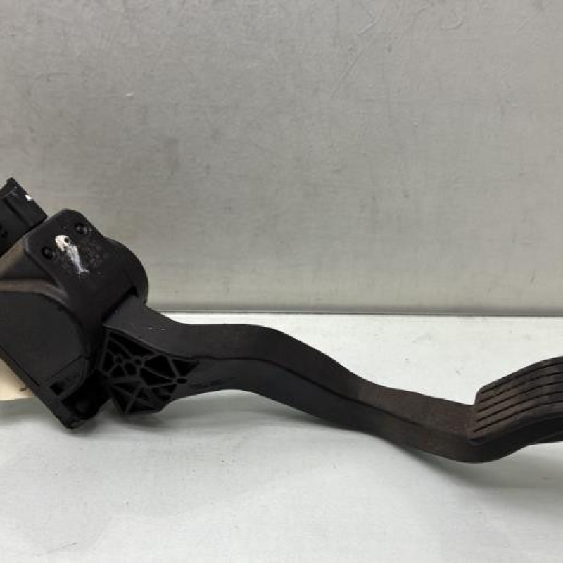 Pedale d'accelerateur PEUGEOT 206+ Photo n°2