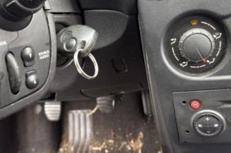 Bras essuie glace avant gauche RENAULT CLIO 3