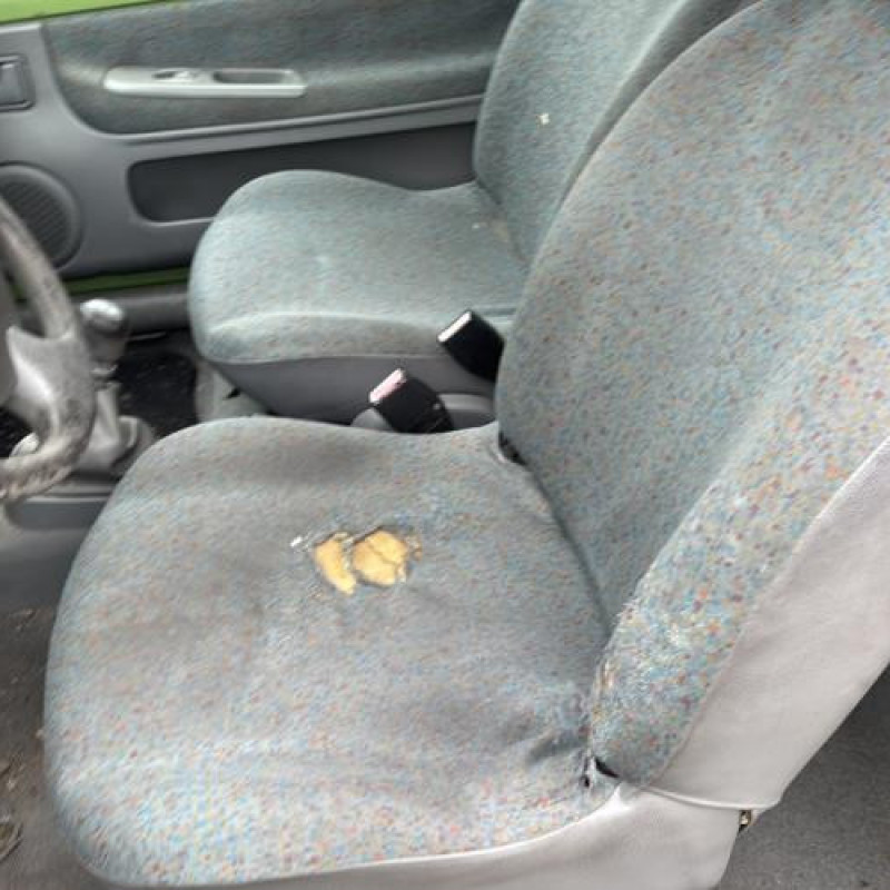 Attache ceinture arriere droit RENAULT TWINGO 1 Photo n°14