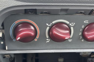 Poignee interieur avant gauche RENAULT TWINGO 1