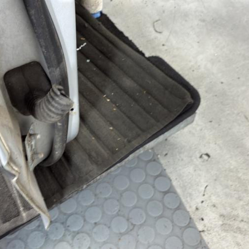 Porte avant droit BMW SERIE 3 E46 Photo n°3