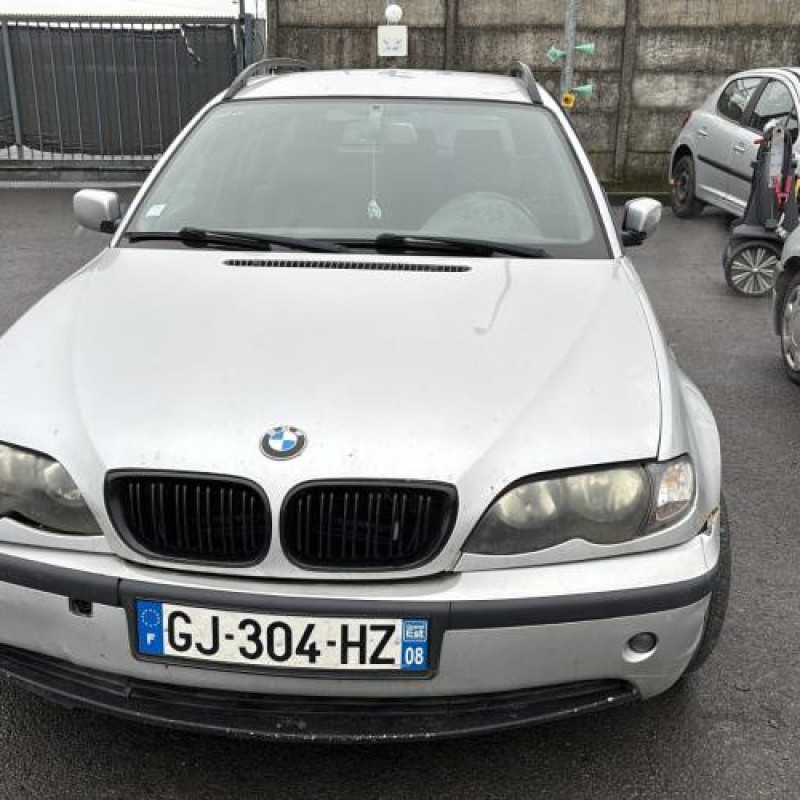 Face avant BMW SERIE 3 E46 Photo n°13