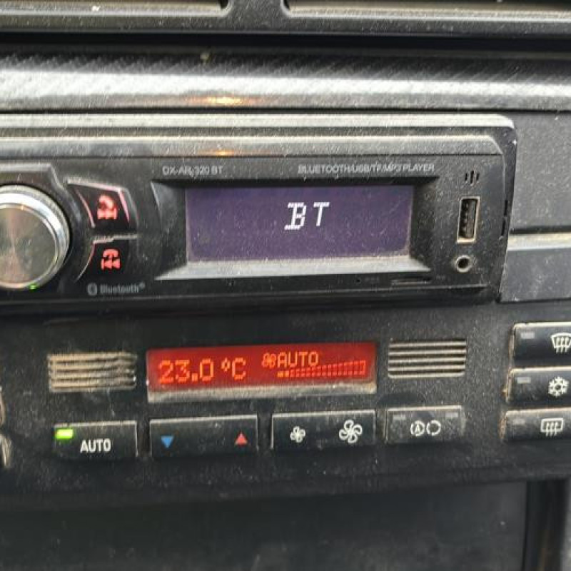 Face avant BMW SERIE 3 E46 Photo n°20