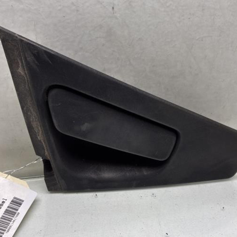 Poignee porte arriere gauche RENAULT CLIO 4 Photo n°1