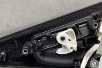 Poignee porte arriere gauche RENAULT CLIO 4