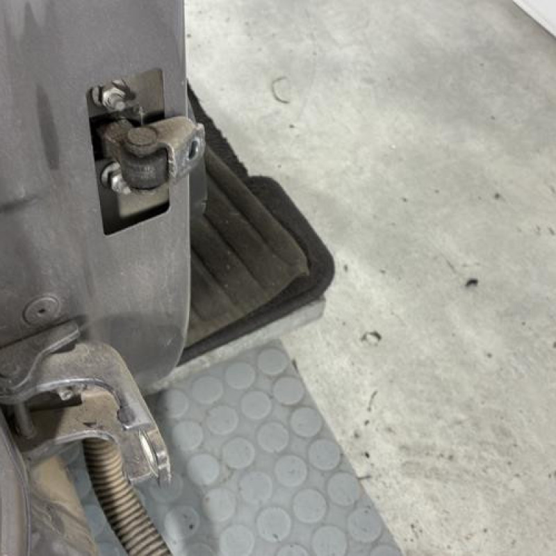 Porte arriere droit RENAULT CLIO 4 Photo n°3