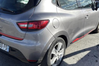 Retroviseur gauche RENAULT CLIO 4