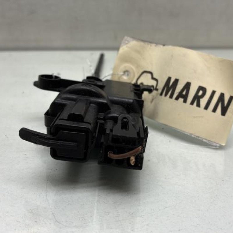 Actionneur verrou trappe d'essence RENAULT CLIO 4 Photo n°3