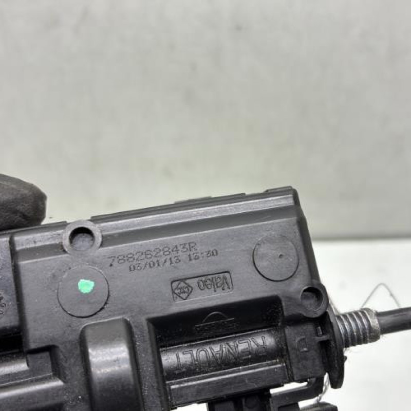 Actionneur verrou trappe d'essence RENAULT CLIO 4 Photo n°4