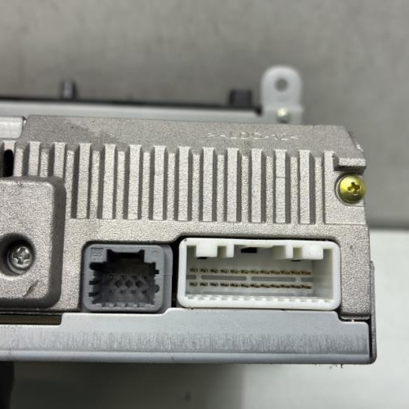 Autoradio d'origine RENAULT CLIO 4 Photo n°3