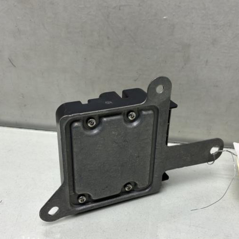 Boitier air bag RENAULT CLIO 4 Photo n°4