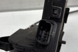 Serrure arriere droit RENAULT CLIO 4