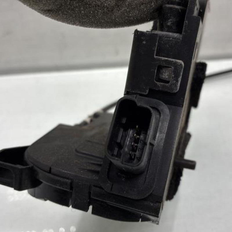 Serrure arriere droit RENAULT CLIO 4 Photo n°4