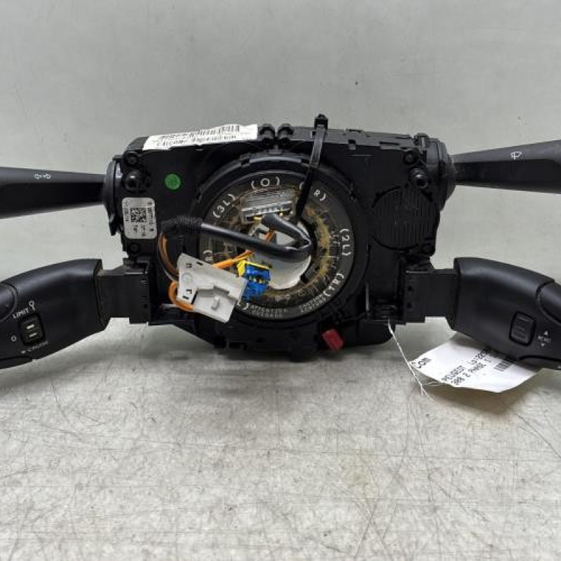 Com (Bloc Contacteur Tournant+Commodo Essuie Glace+Commodo Phare) PEUGEOT 308 2 Photo n°1