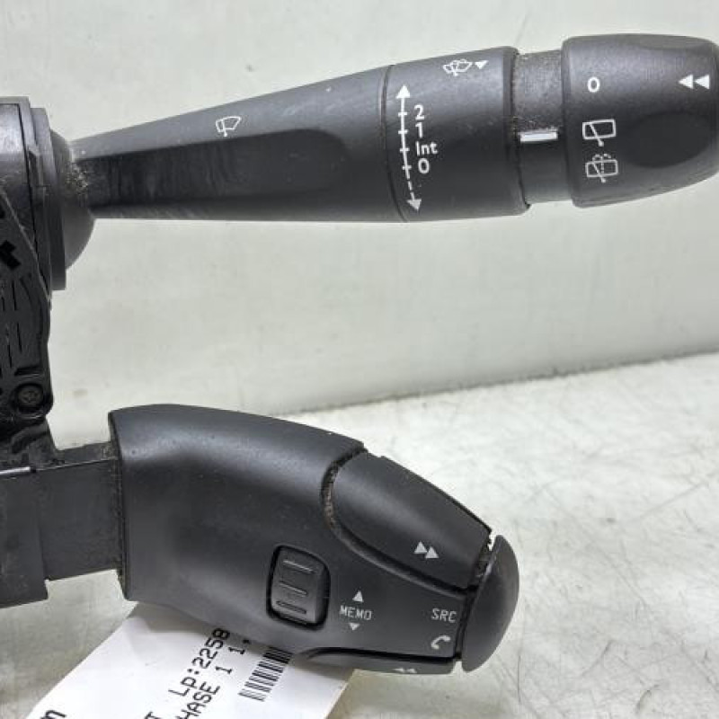 Com (Bloc Contacteur Tournant+Commodo Essuie Glace+Commodo Phare) PEUGEOT 308 2 Photo n°2