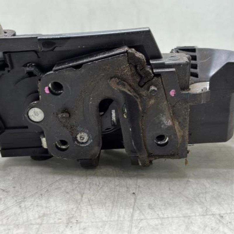 Serrure avant gauche PEUGEOT 308 2 Photo n°3