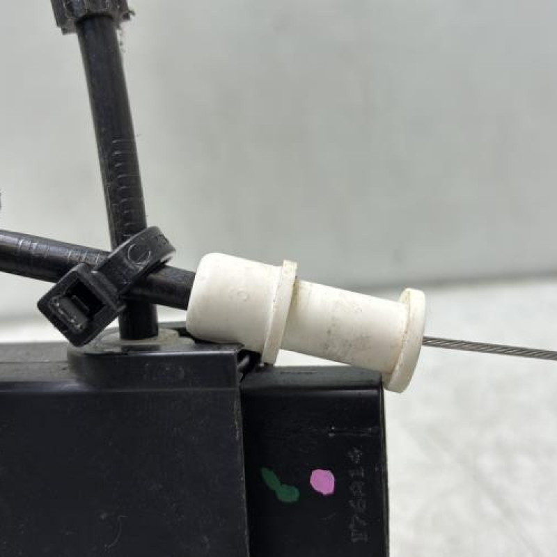 Serrure avant gauche PEUGEOT 308 2 Photo n°5