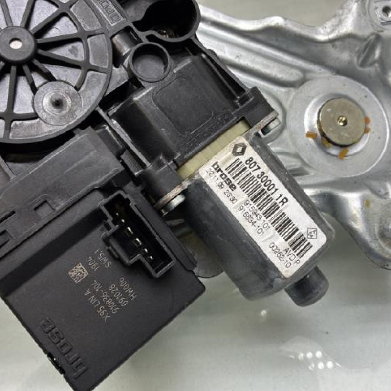 Leve vitre electrique avant droit RENAULT SCENIC 3 Photo n°4