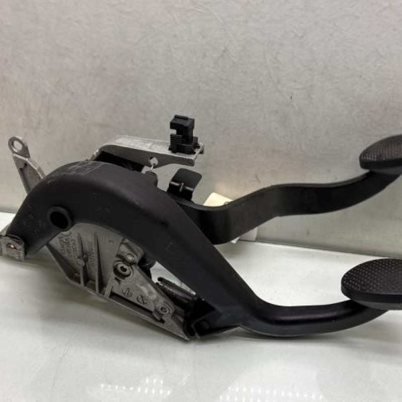 Pedale d'embrayage MINI MINI 2 R55 Photo n°2