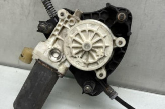 Leve vitre electrique avant gauche RENAULT CLIO 2
