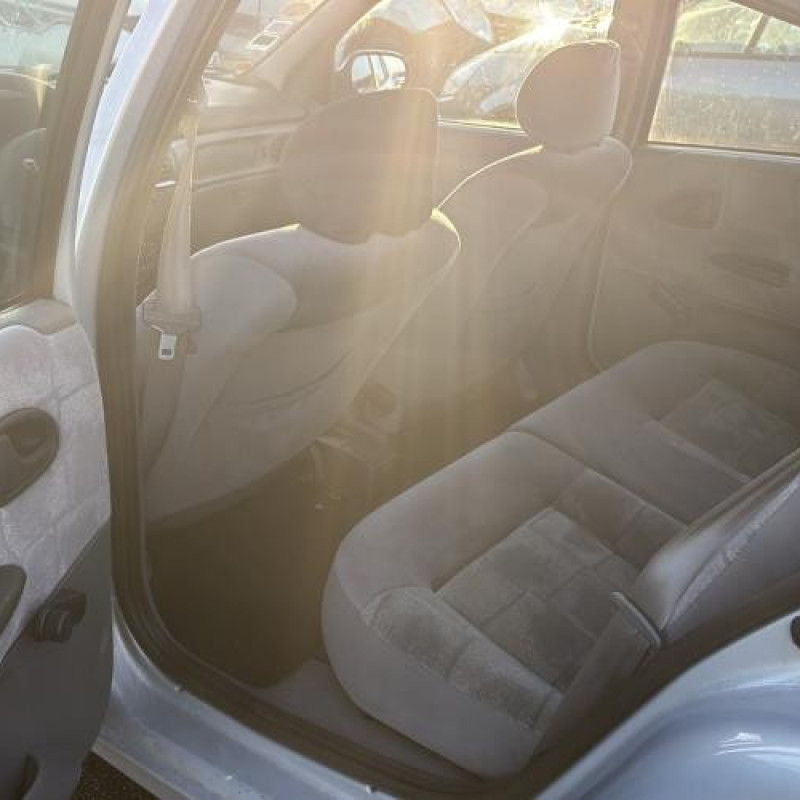 Porte arriere droit RENAULT MEGANE 1 Photo n°16