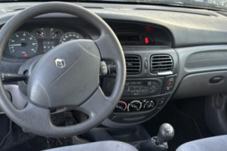 Porte arriere droit RENAULT MEGANE 1