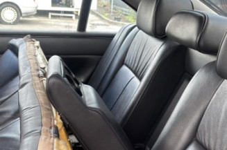 Serrure de coffre PEUGEOT 607