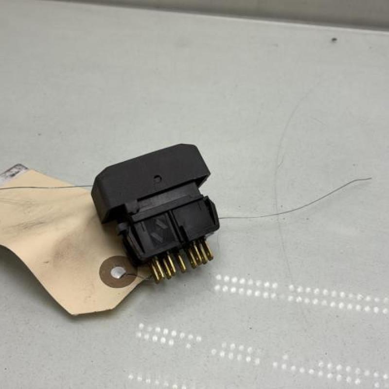 Bouton de warning RENAULT CLIO 1 Photo n°2