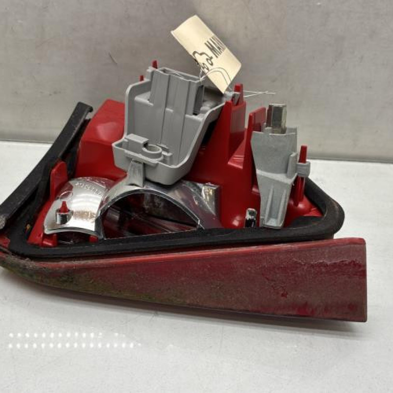 Feu arriere secondaire droit (feux) AUDI A4 3 Photo n°4