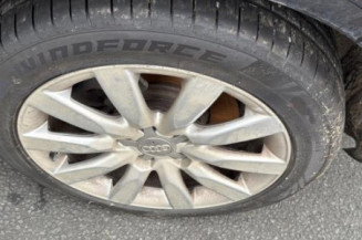 Arret de porte avant gauche AUDI A4 3